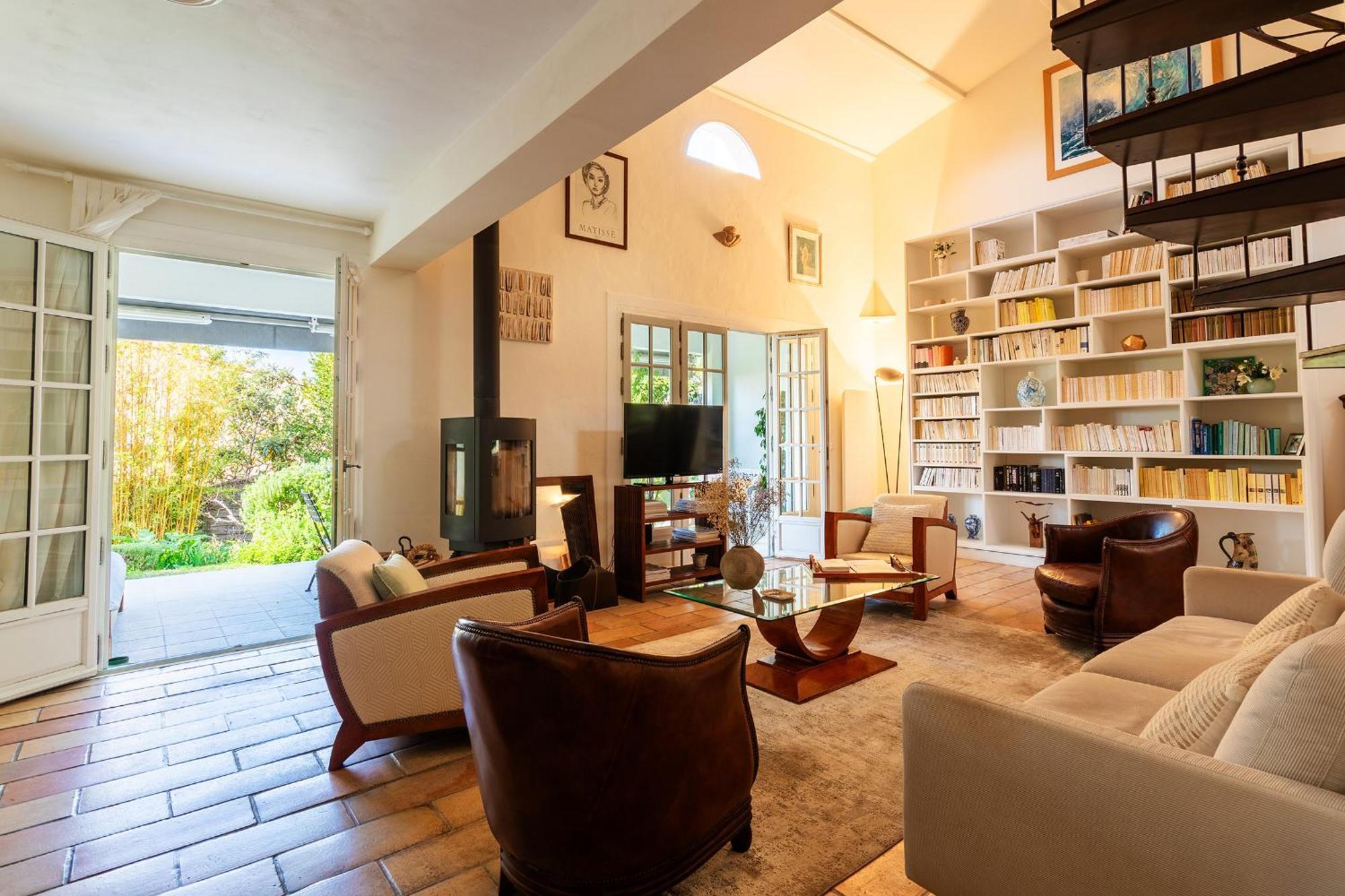 Mas De Gairaut Vi4395 By Riviera Homes *
