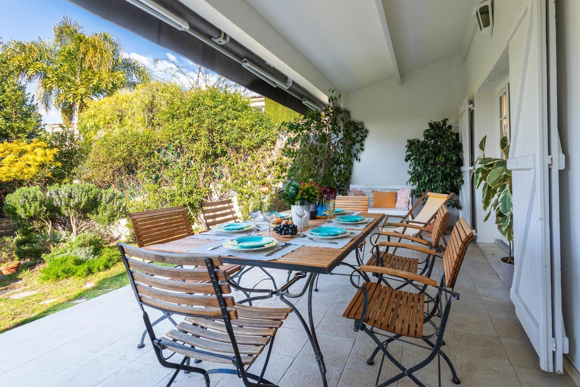 Villa Mas De Gairaut Vi4395 By Riviera Homes
